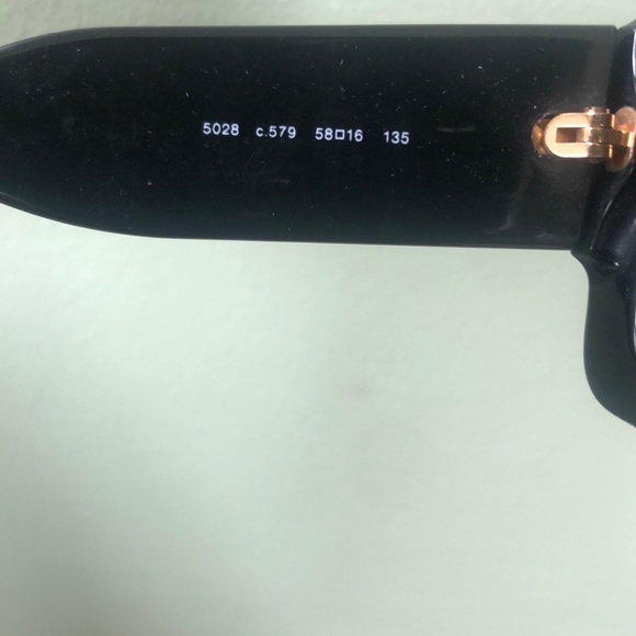 CHANEL QUILTED SUNGLASSES - Picture 6 of 9